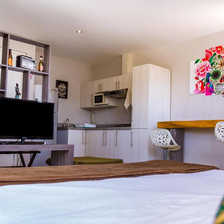 Playa Centro Rooftop Apartments & Studios - Deluxe King Studio - 25