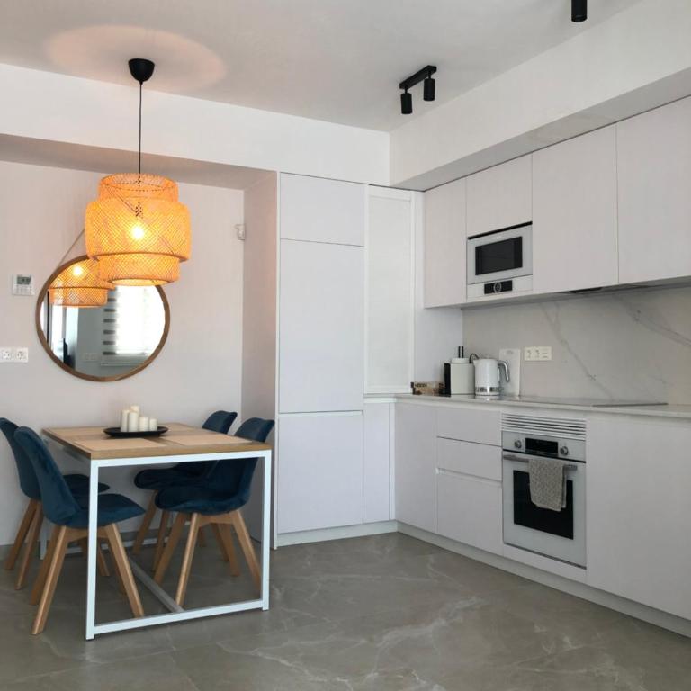 Modern Apartment in Torrevjea 200m From the Loccos Beach - Apartamento de 2 dormitorios - 3