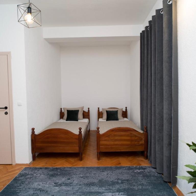 Liman Rooms and Apartments - Twin Room - 4