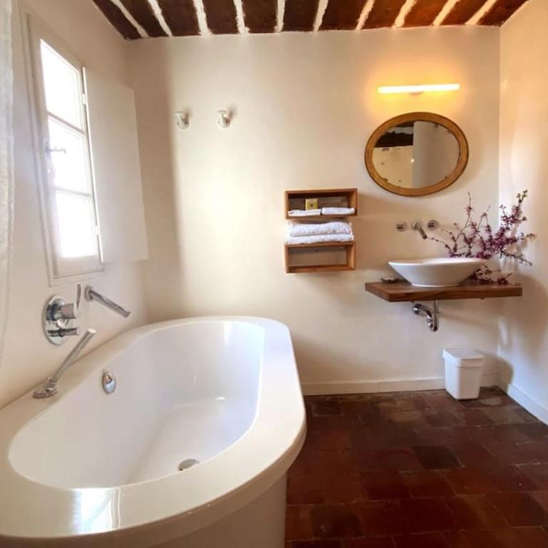 Campagne du XVII au luxe simple - Villa 3 Chambres - 17