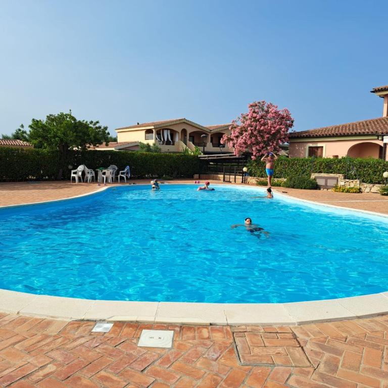 Bilo Noel - One-Bedroom Apartment - 4