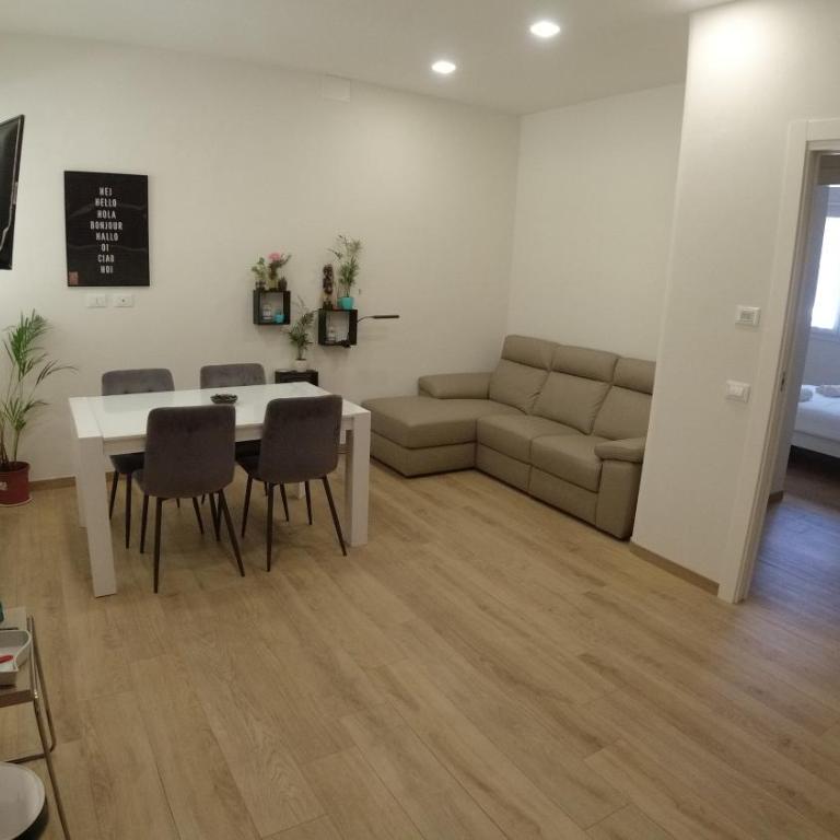 La CASA di LUCA-Fiera e Stazione-Private Parking - Appartamento con 2 Camere da Letto - 40