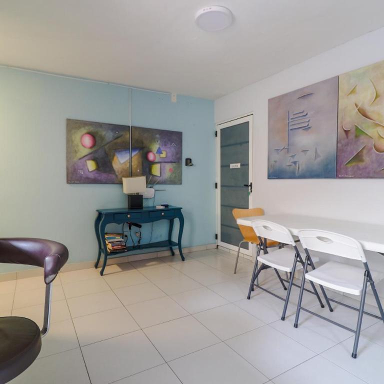 Hostal en El Centro LaKiwa - Double Room with Private Bathroom - 15
