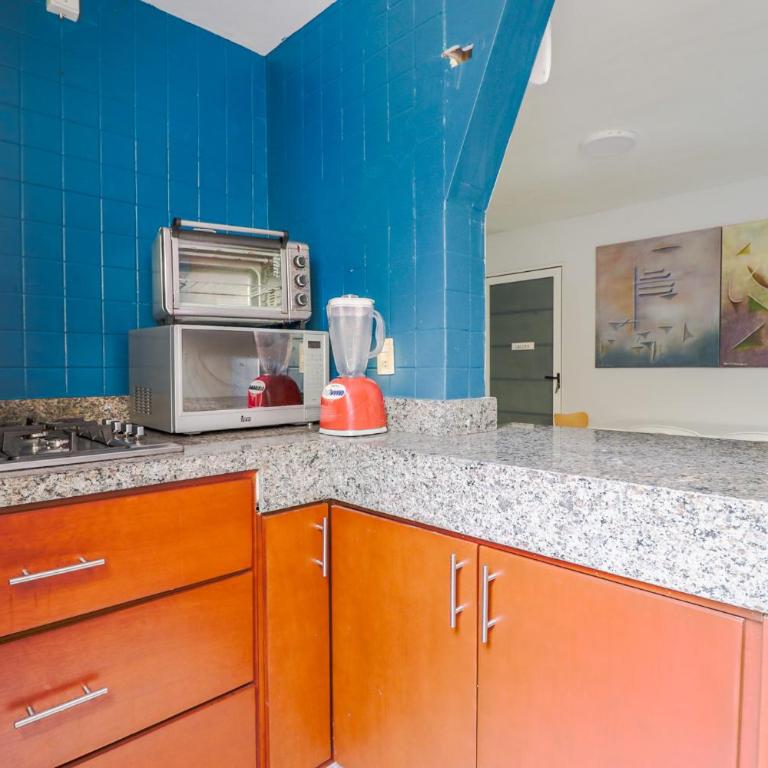 Hostal en El Centro LaKiwa - Double Room with Private Bathroom - 4