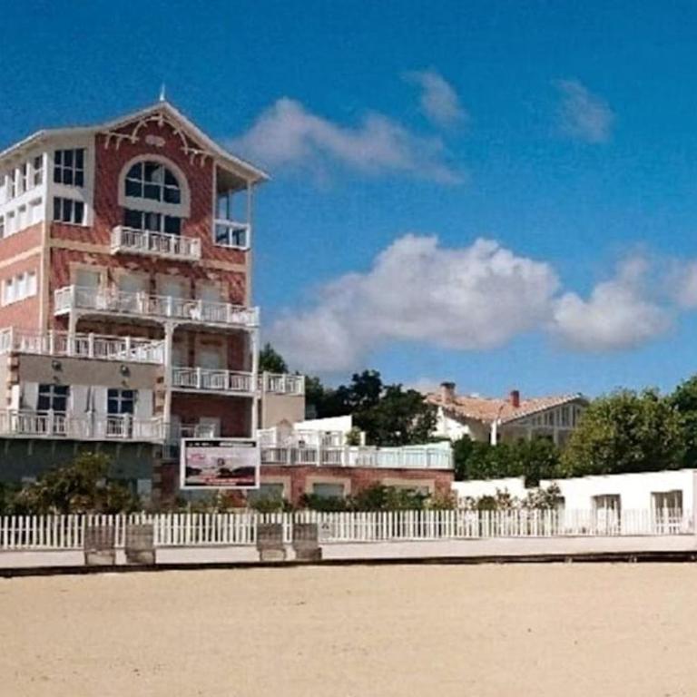Arcarêve - Grand Studio Deluxe avec terrasse, jardin et accès plage par la résidence - Studio Double Deluxe - 1