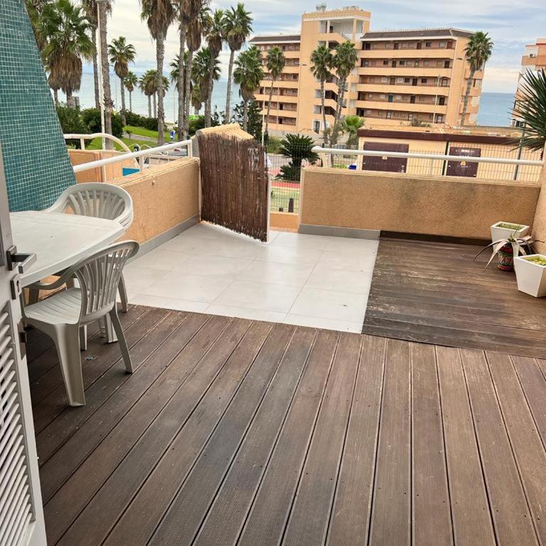 Nice bungalow La Mata with sea views - Apartamento de 1 dormitorio - 2