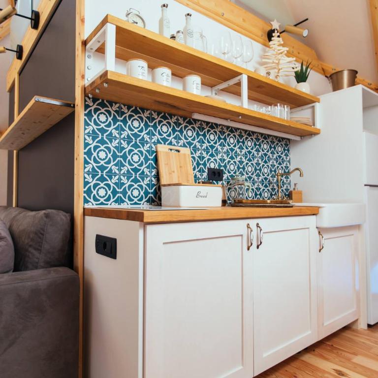 Armadillo Houses - One-Bedroom House - 25