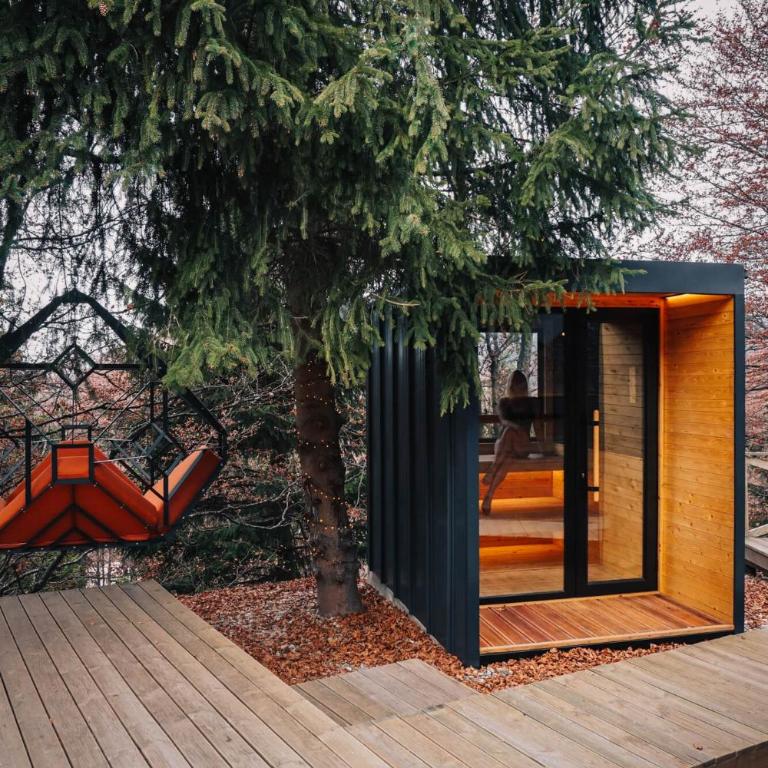 Armadillo Houses - One-Bedroom House - 60