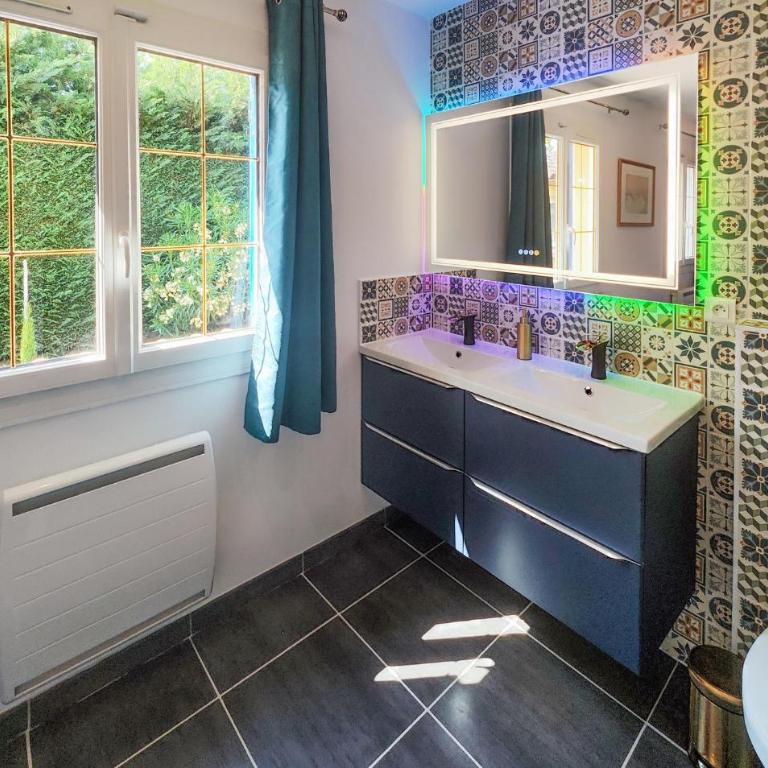 Nice Home In Sérignan - Ferienhaus mit 3 Schlafzimmern - 32