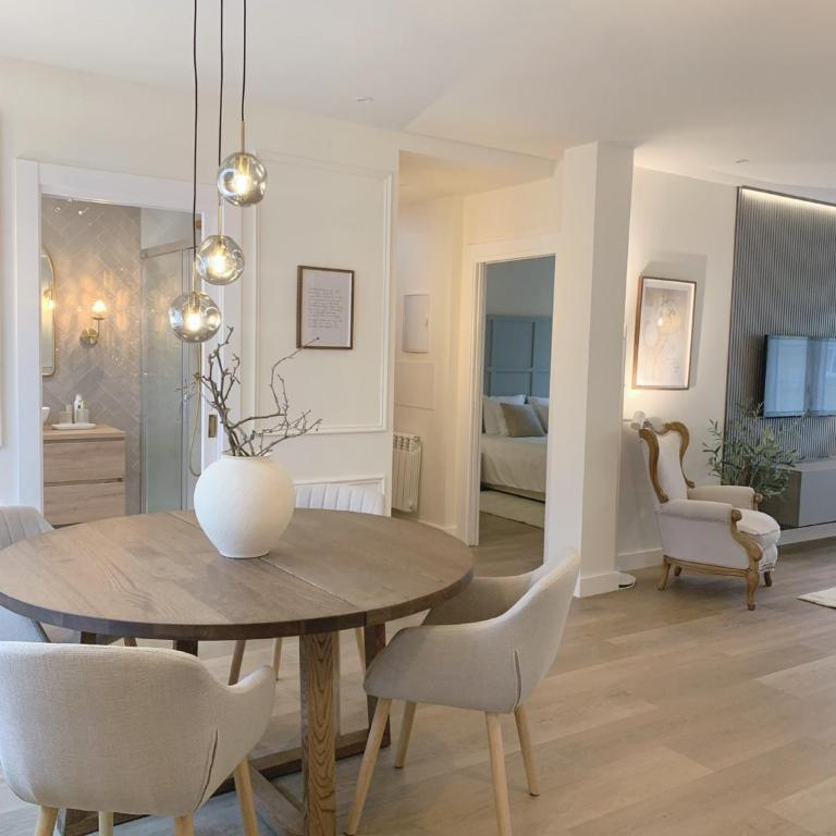Lujoso apartamento boutique a estrenar con parking gratis - Apartamento de 2 dormitorios - 1