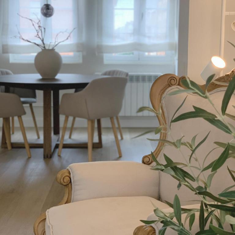 Lujoso apartamento boutique a estrenar con parking gratis - Apartamento de 2 dormitorios - 14