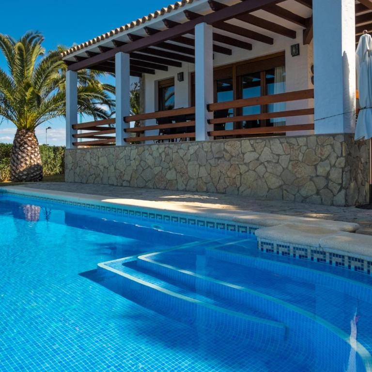 REf 3 VILLA ISBILIA - Four-Bedroom Vacation Home - 3