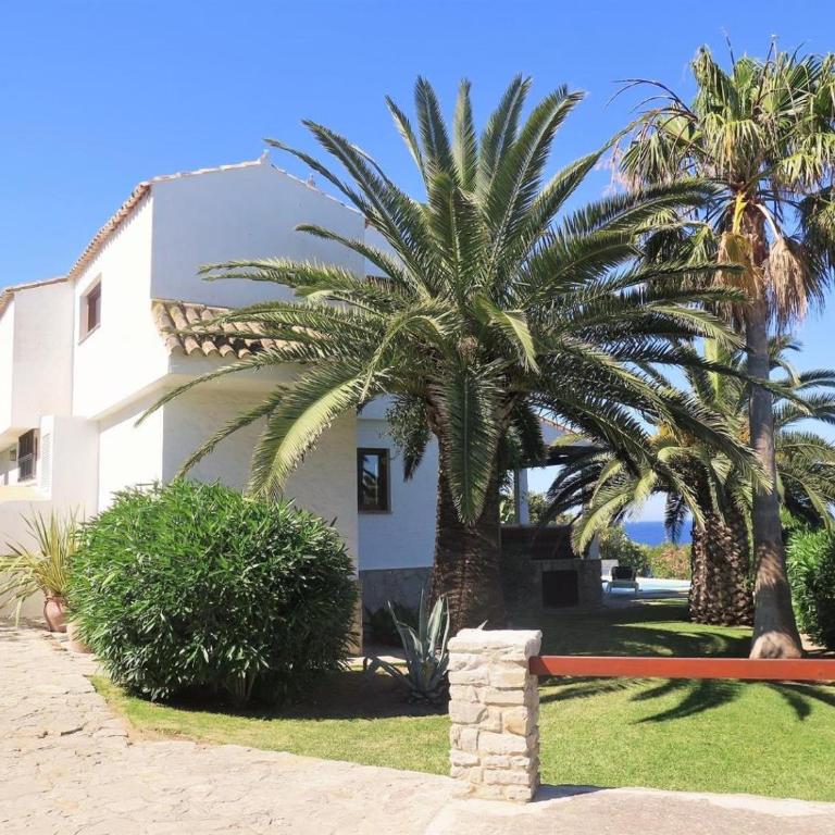 REf 3 VILLA ISBILIA - Four-Bedroom Vacation Home - 30
