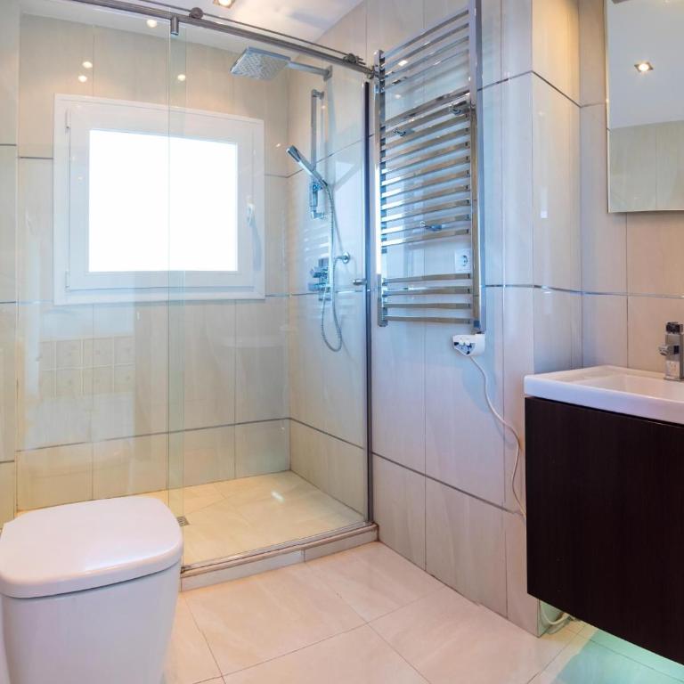 REF. 6 VILLA TARA - Casa de 5 dormitorios - 18