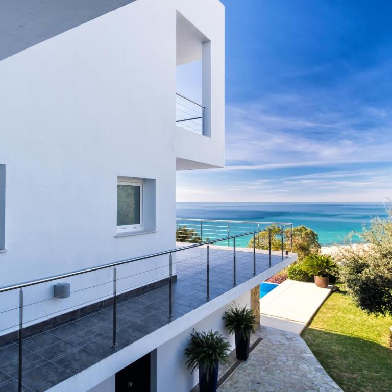 REF. 6 VILLA TARA - Casa de 5 dormitorios - 22