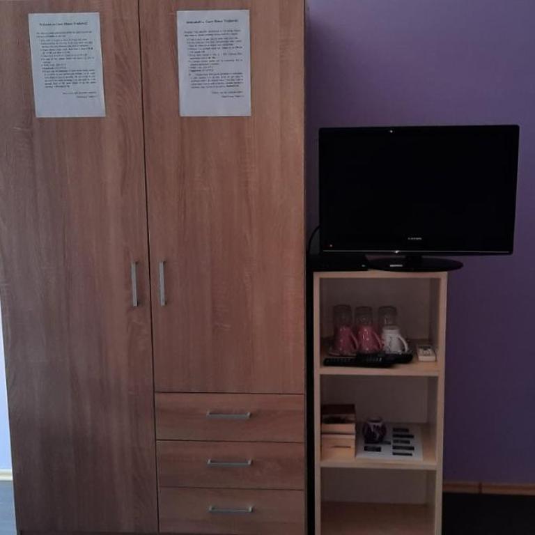 Guest House Trajkovic Jagodina - Trokrevetna Soba sa Zajedničkim Kupatilom - 16