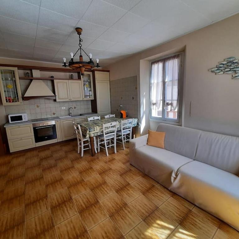 Casa Nonna Antonietta - Appartamento con 2 Camere da Letto - 1