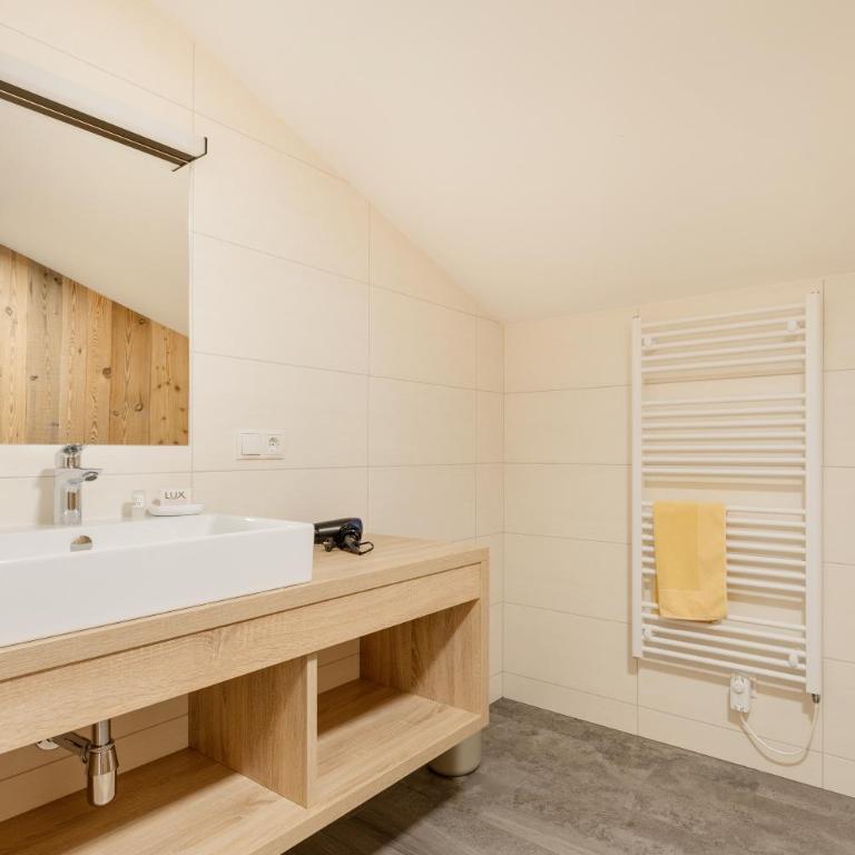 Hotel Garni Jagdhof - Apartment mit 3 Schlafzimmern - 2