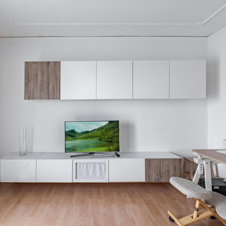 GuestHost - Sunset Mestre Apartment - One-Bedroom Apartment - 11