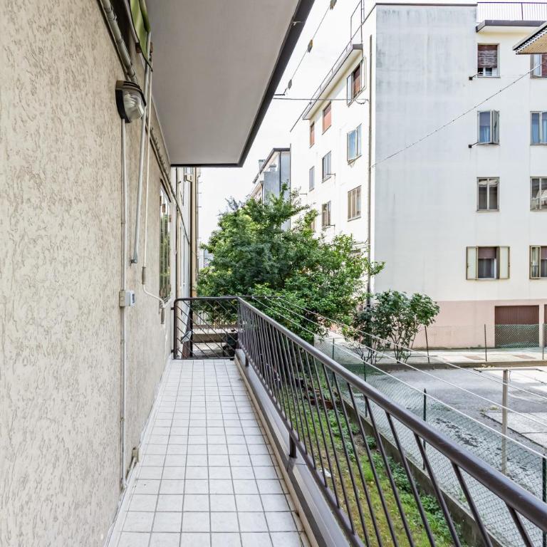 GuestHost - Sunset Mestre Apartment - One-Bedroom Apartment - 16