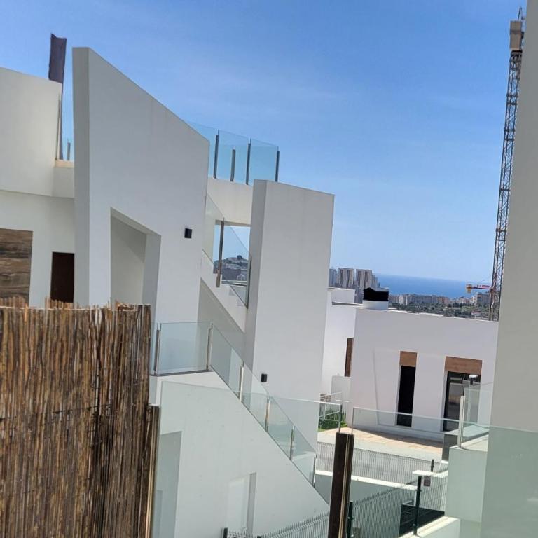 Apartamento con gran jardín privado cerca Benidorm - Apartamento de 2 dormitorios - 14
