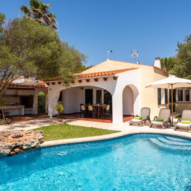 Villa Adrian, 3 bedroom villa, Calan Bosch - Villa de 3 dormitorios - 2