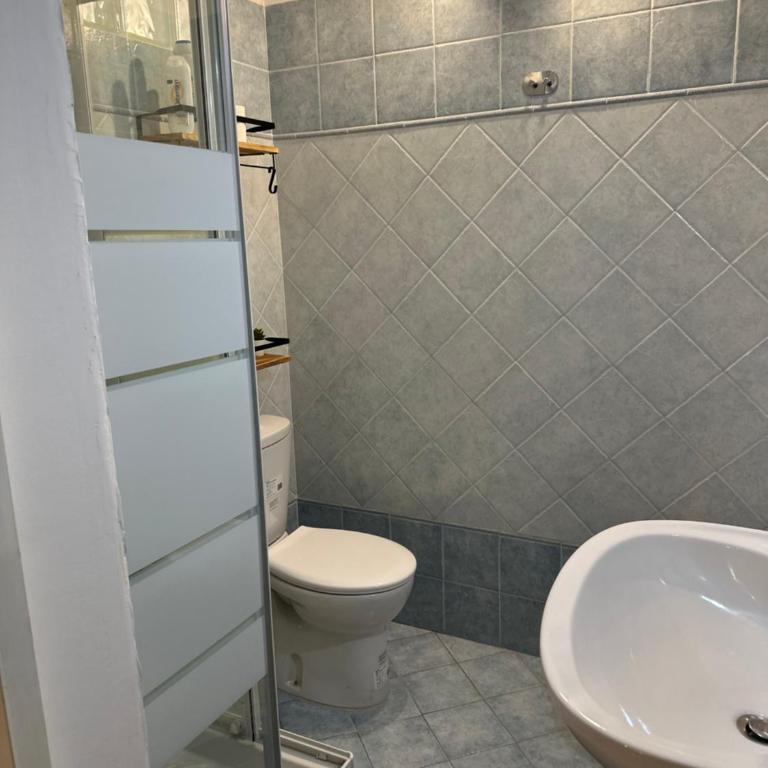 San Damiano Inn - One-Bedroom House - 8