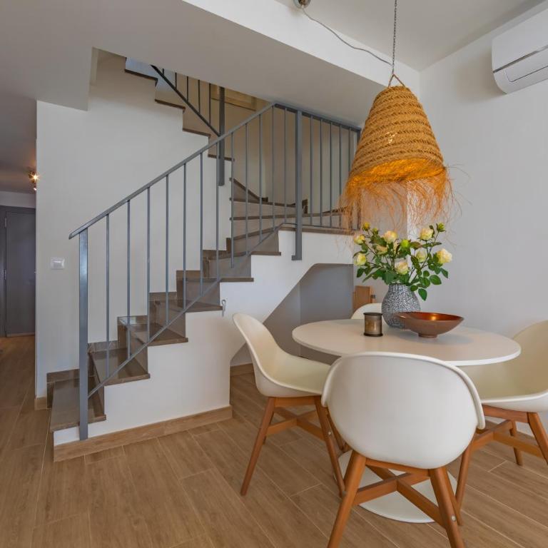 Terrace, pool, near beach & home office (Fibre) - Apartamento de 2 dormitorios - 8