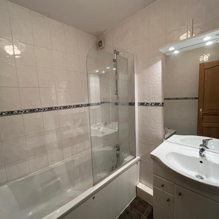 Townhouse The Granary Bourg d’Oisans - Casa - 12
