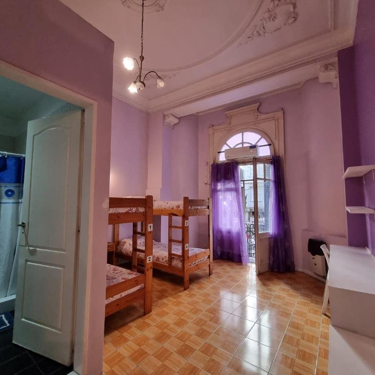 Hostel Estoril - Cama en habitación femenina compartida de 4 camas - 7