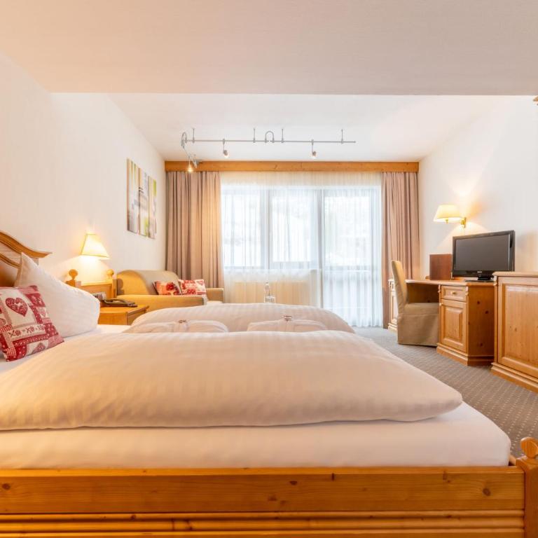 Sporthotel Cristall - Comfort Doppelzimmer mit Balkon - 1