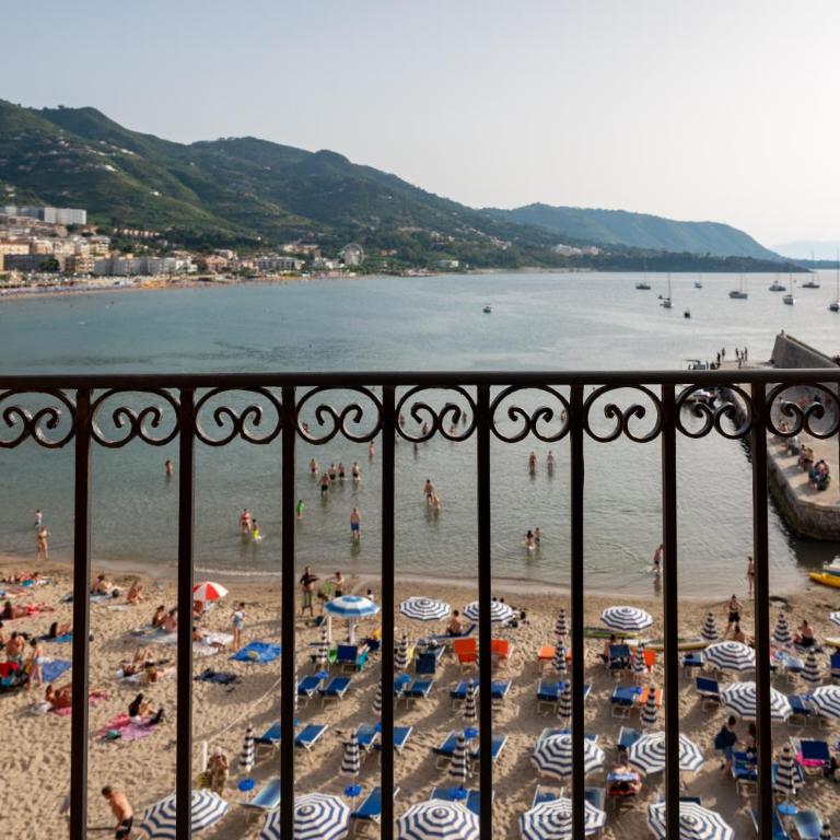 Casa Vacanze Tramonto alla Marina - Double Room with Balcony and Sea View - 32