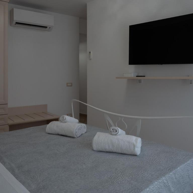 Casa Vacanze Tramonto alla Marina - Double Room with Balcony and Sea View - 17