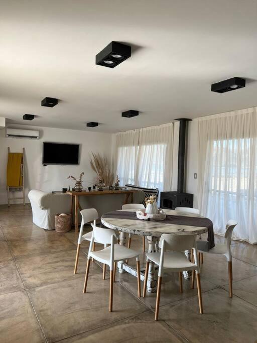 Maravillosa Casa 3 dorm. - Lago Los Molinos - One-Bedroom House - 13