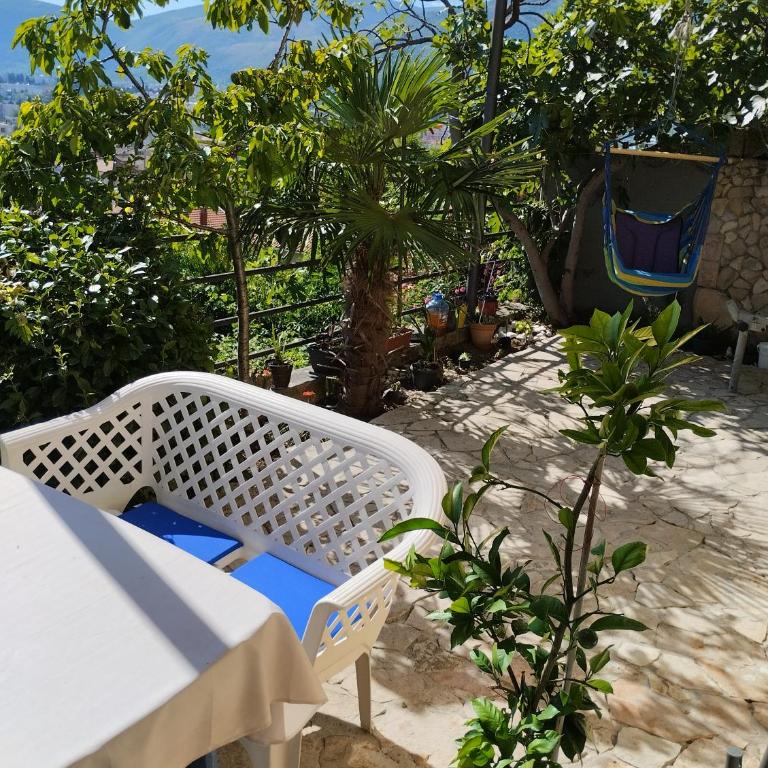 Guesthouse Panorama - Suite with City View - 18