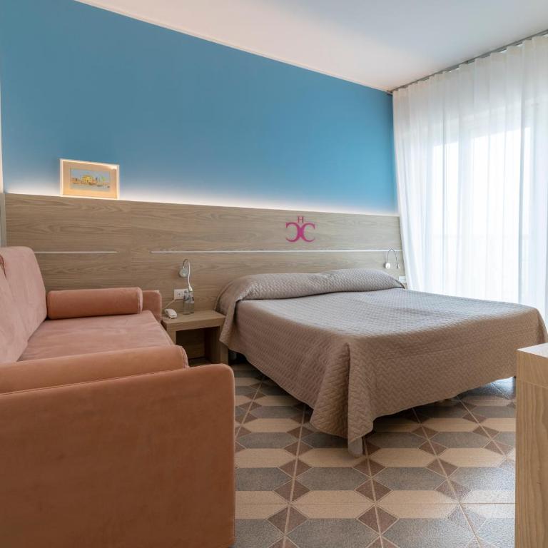 Hotel Capri 3 Stelle SUPERIOR - Camera Tripla Classic - 5