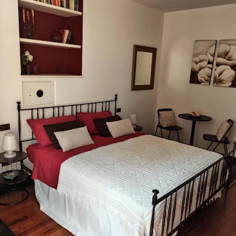 CASA ODELLO suite and the sea - Camera Matrimoniale con Bagno Privato - 5
