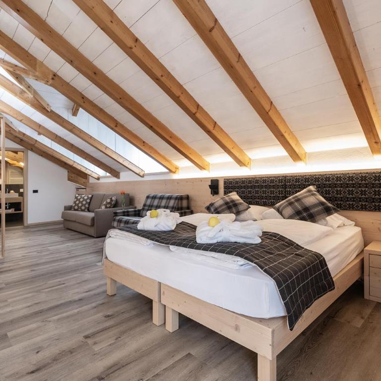 Hotel Canada - Junior Suite con Balcone - 4