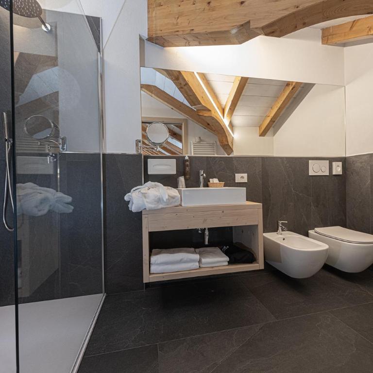Hotel Canada - Junior Suite con Balcone - 6