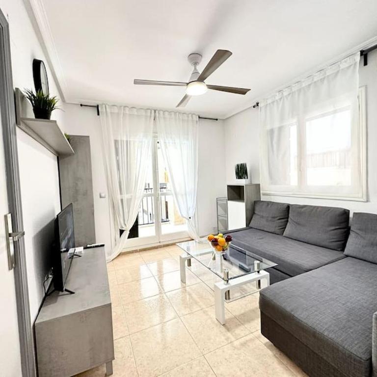 Apartment ZuMiFra with swimming pool, 300 m from the sea, with beautiful sandy beach La Mata - Appartement 1 Chambre - 6