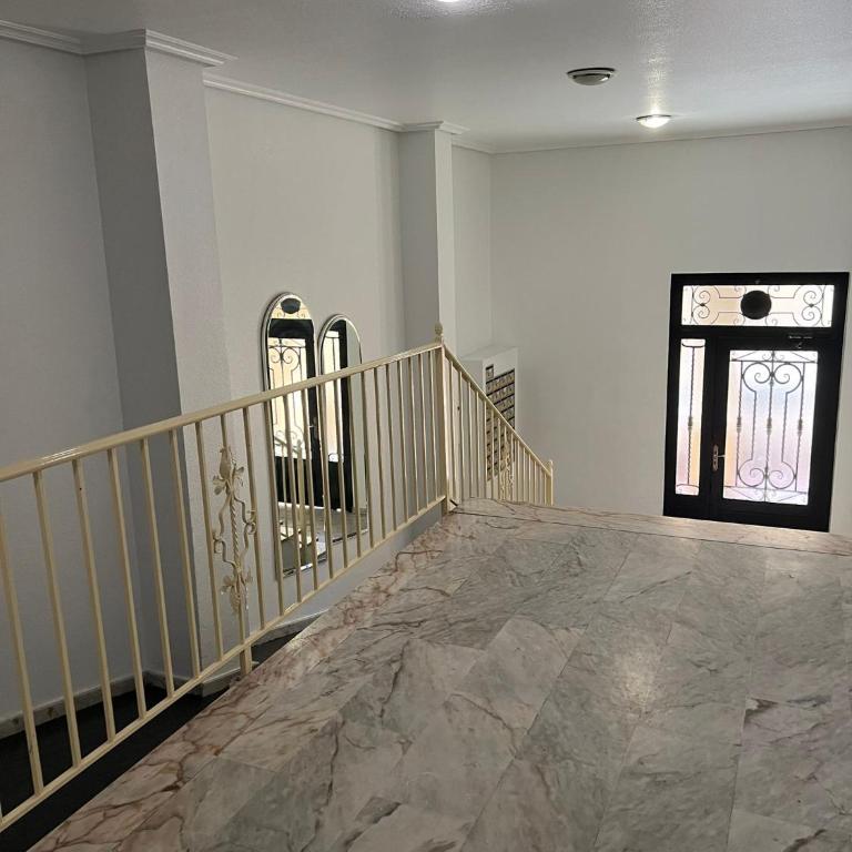 Apartamento Almudena - Three-Bedroom Apartment - 3