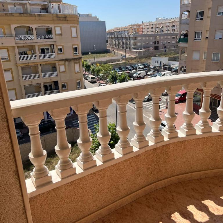Apartamento Almudena - Three-Bedroom Apartment - 11