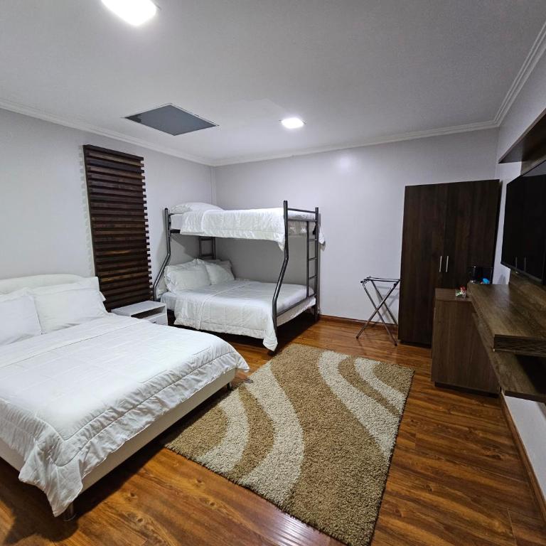 Hosteria Santa Ana - Standard Triple Room - 1