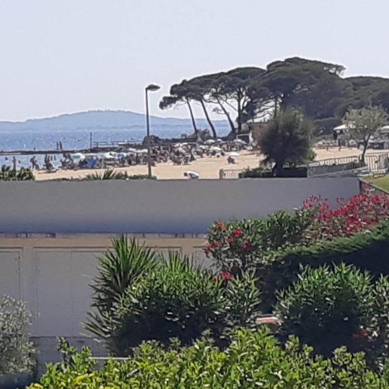 à moins de 100 m de la plage à pied - Villa - 46