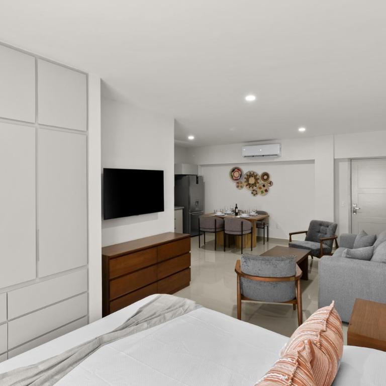 Casa Barros Vacation Condos - Studio - 10