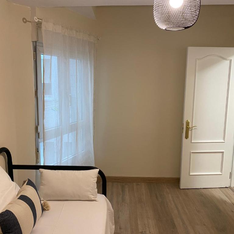 Piso completo en Gijon muy cerca de la playa - Apartamento de 2 dormitorios - 19