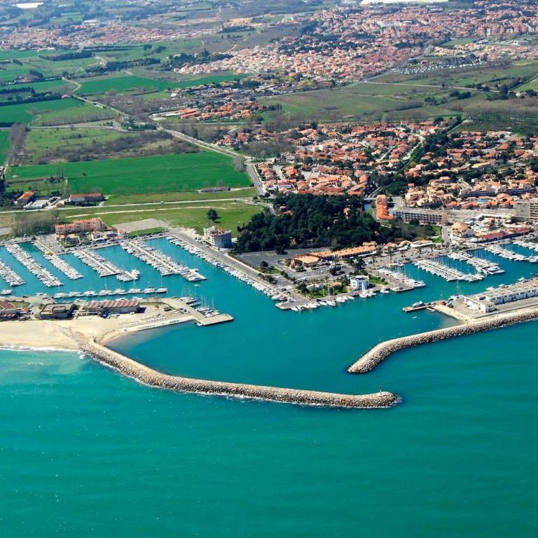 Saint Cyprien Golf View 2 bedrooms Apartment , 900 m from the beach - Appartement avec Balcon - 32