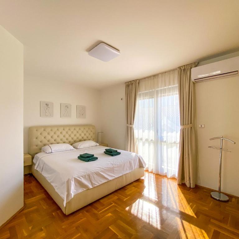 Al Parma City Apartment - Three-Bedroom Apartment - 10