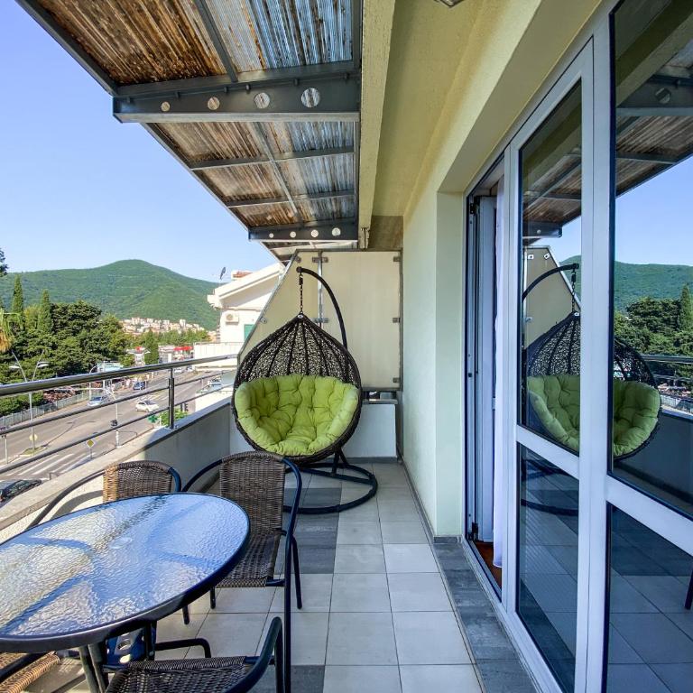 Al Parma City Apartment - Three-Bedroom Apartment - 2