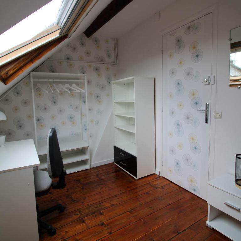 Amiénoise 5 chambres proche Centre Ville - Maison 5 Chambres - 25